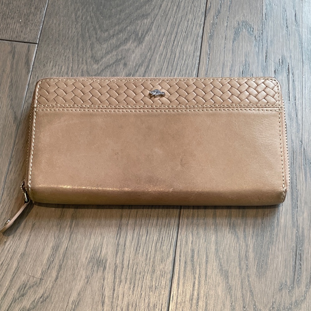Vintage Roots Tan Woven Wallet - like New